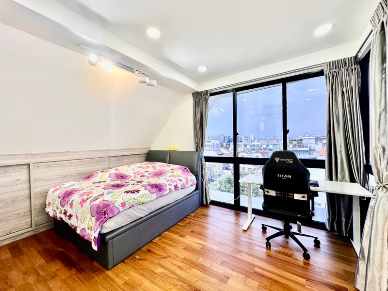 GARDEN PARK RESIDENCES 19