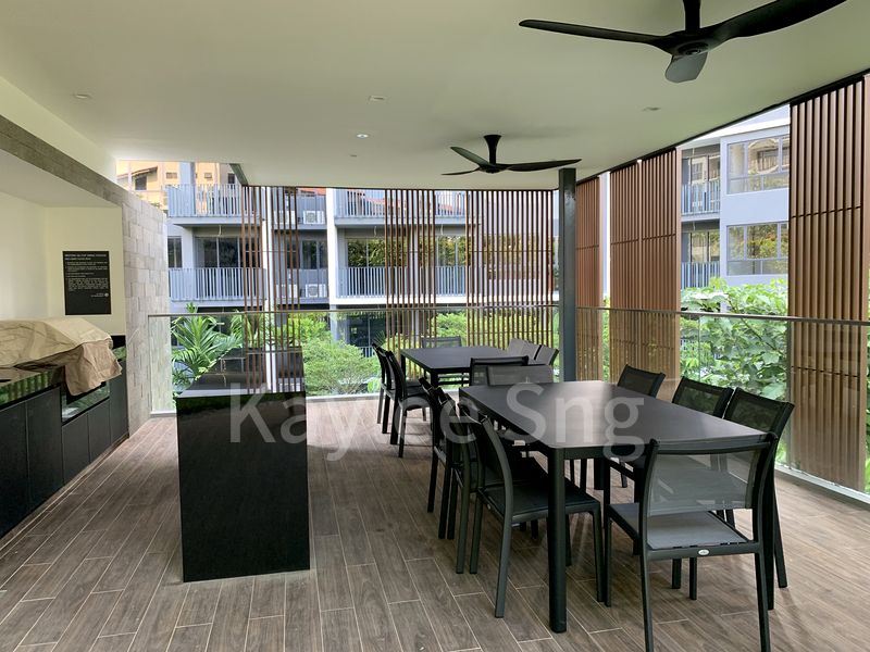 GRANDEUR PARK RESIDENCES 10