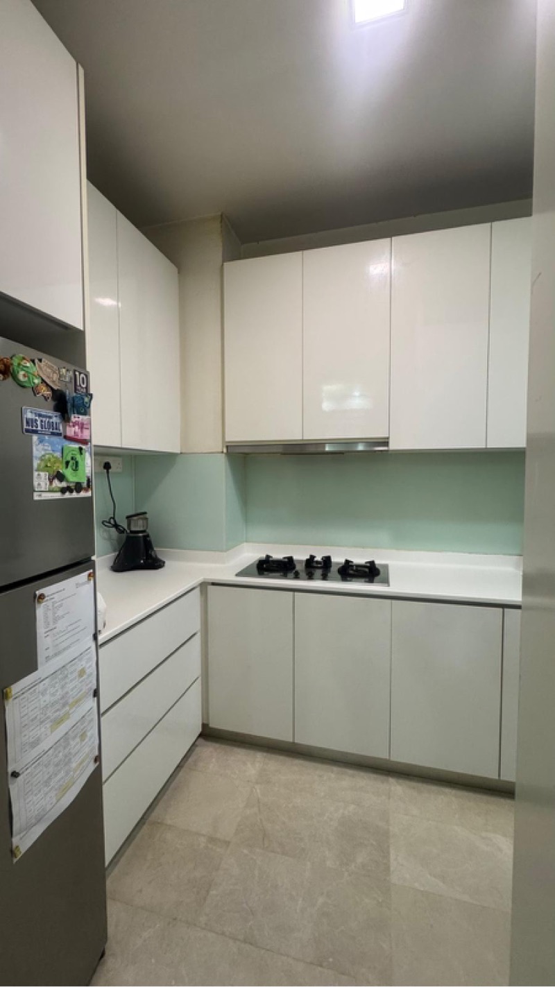 KINGSFORD . HILLVIEW PEAK 12