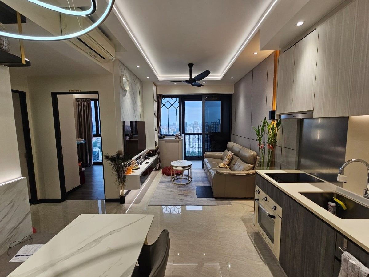 GEM RESIDENCES 5