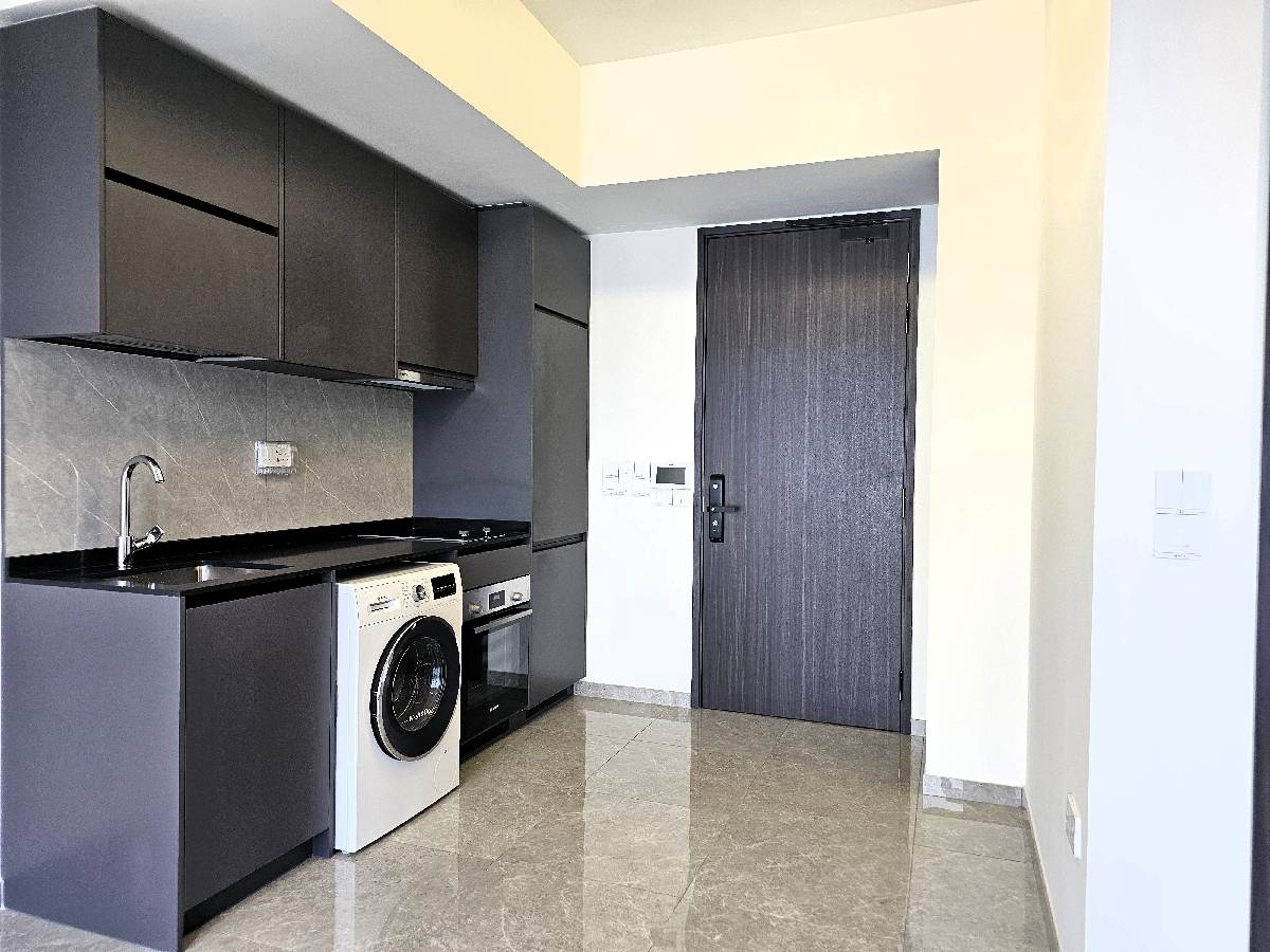 THE LINQ @ BEAUTY WORLD 8