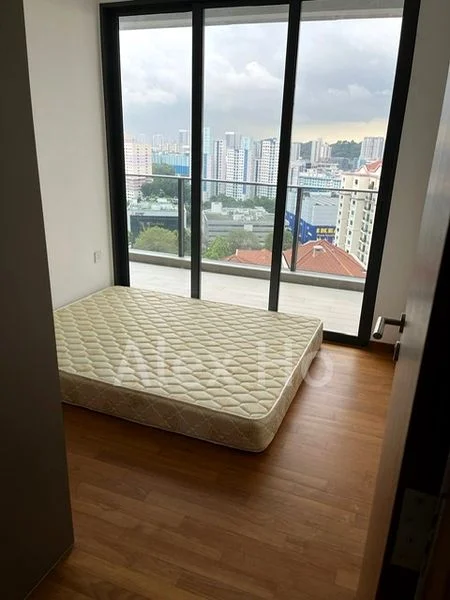 STIRLING RESIDENCES 6