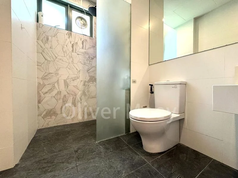 FIFTH AVENUE CONDOMINIUM 6