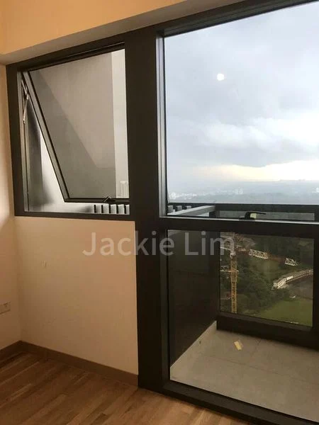 COMMONWEALTH TOWERS 4