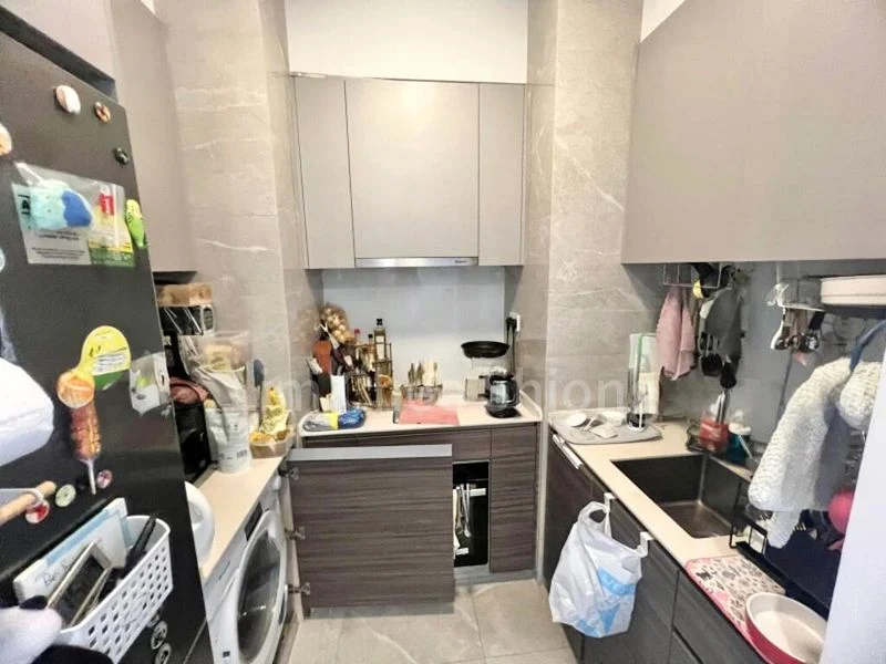 STIRLING RESIDENCES 11