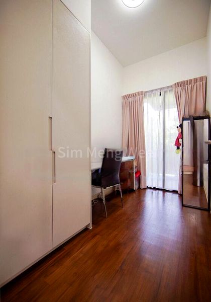 VILLAGE @ PASIR PANJANG 8