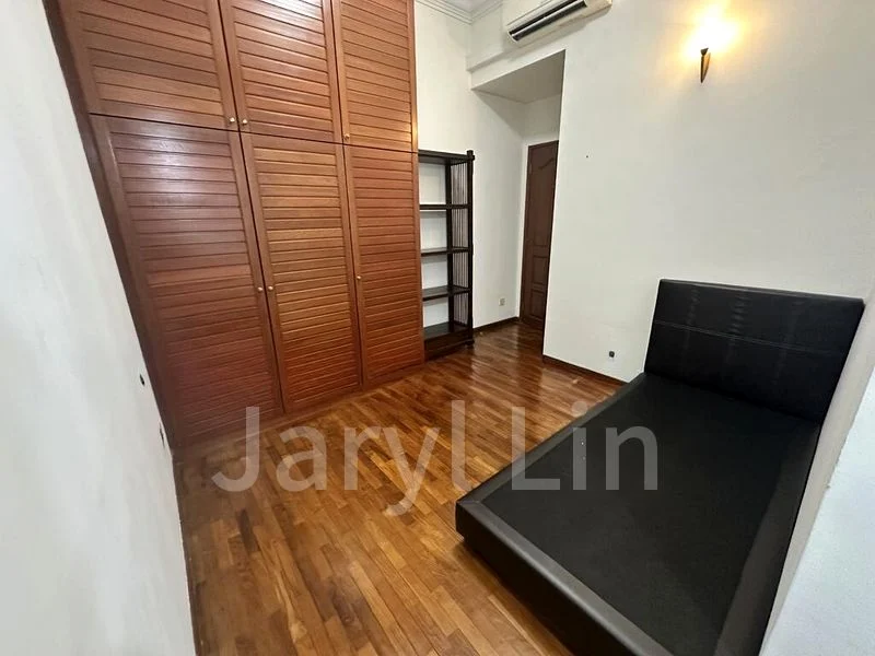 1 KING ALBERT PARK 2