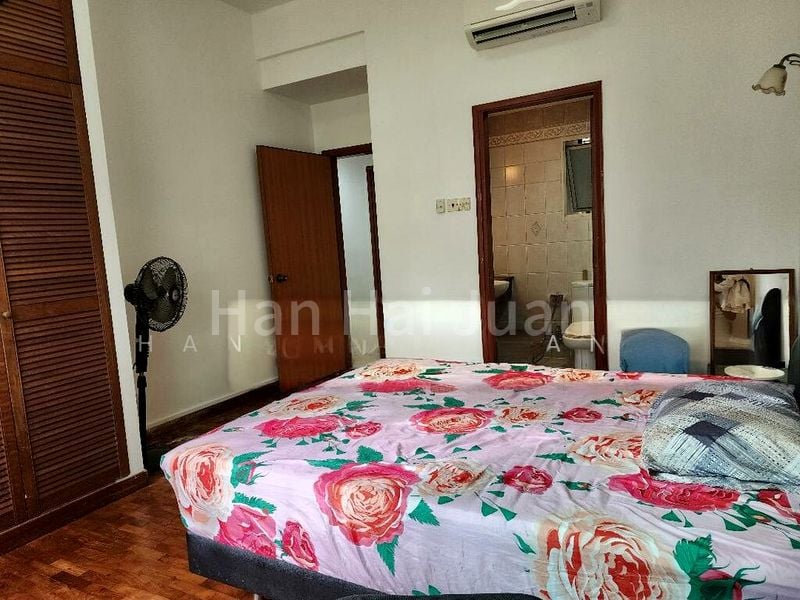 PARBURY HILL CONDOMINIUM 4