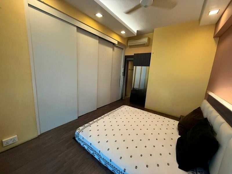 HILLVIEW REGENCY 3