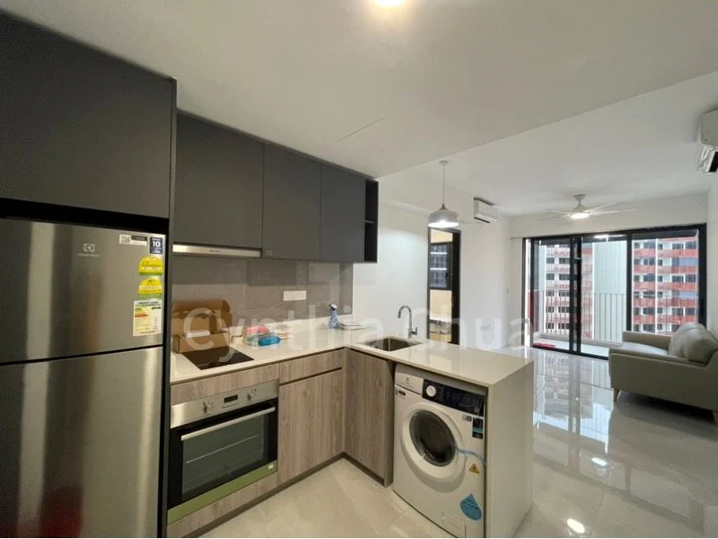 RIVERFRONT RESIDENCES 4