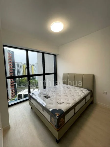 RIVERFRONT RESIDENCES 6