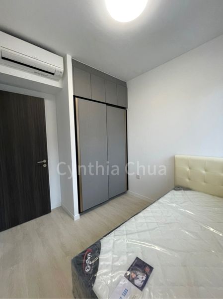 RIVERFRONT RESIDENCES 9