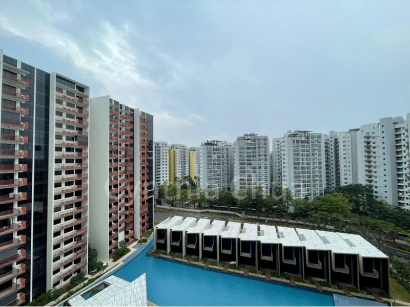 RIVERFRONT RESIDENCES 11