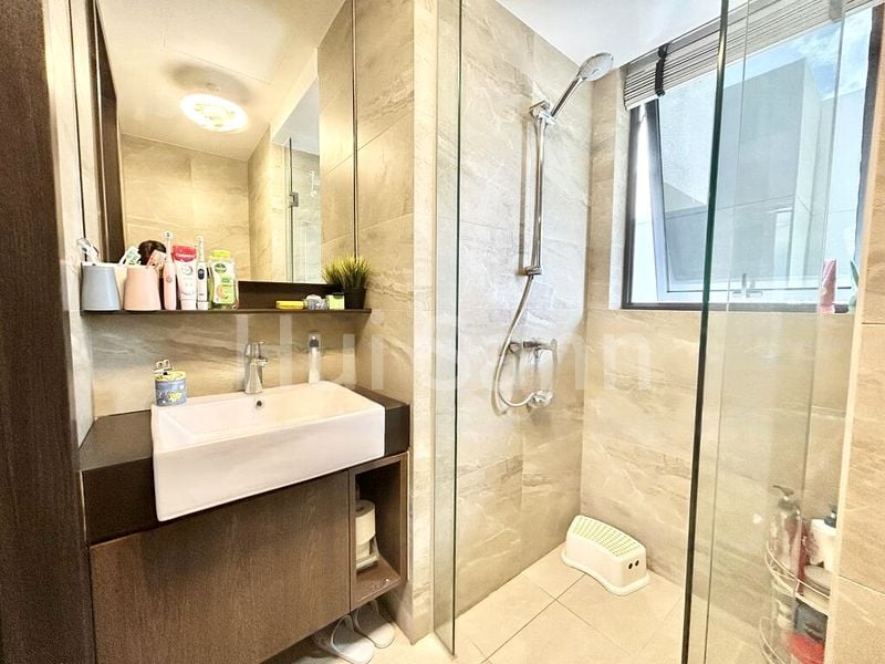 RIVERFRONT RESIDENCES 11