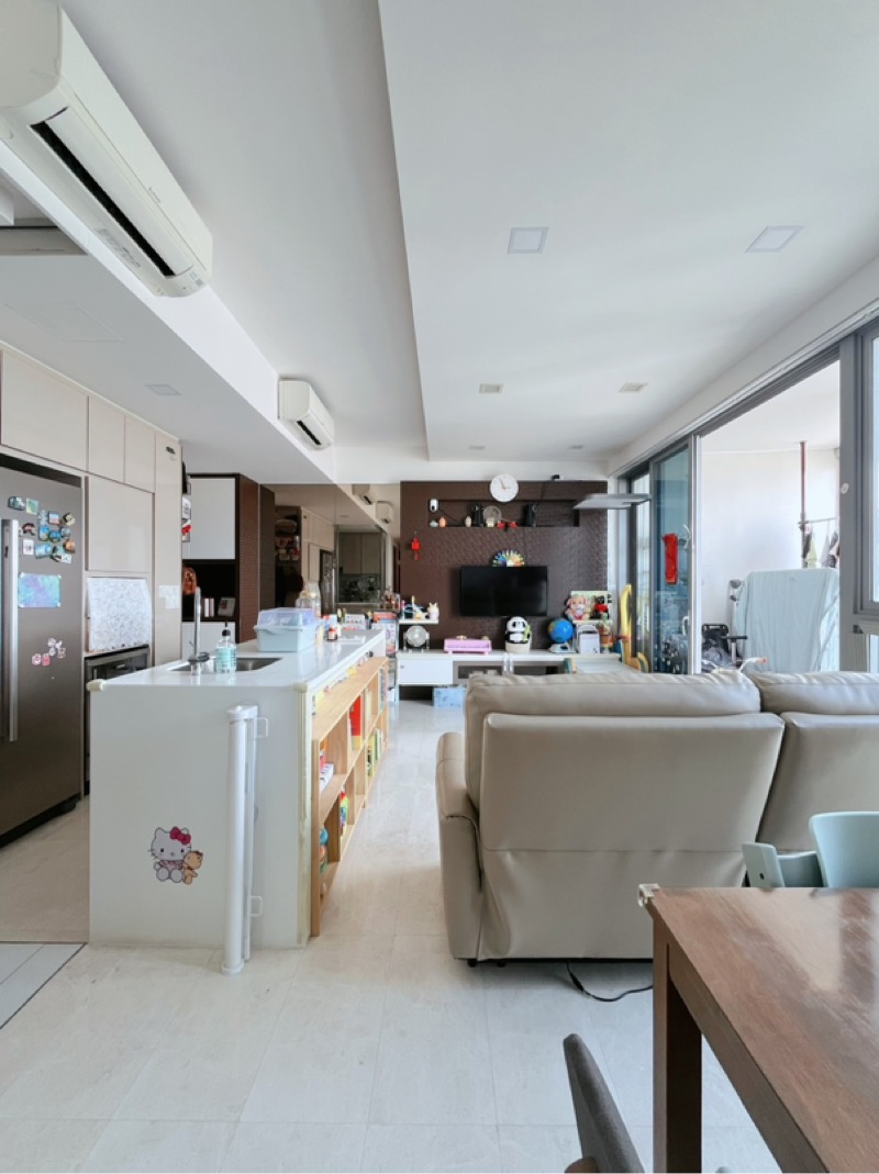 CENTRO RESIDENCES 13