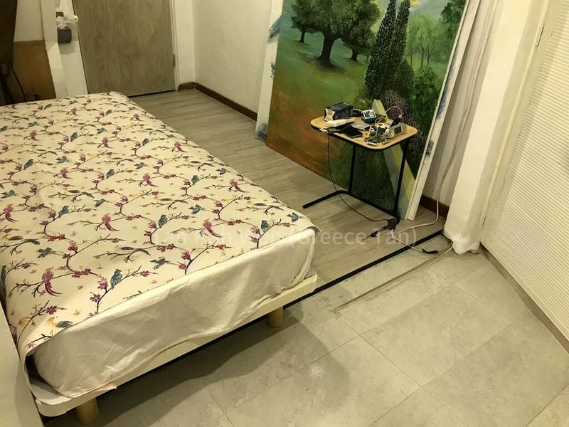 HOLLYWOOD APARTMENTS 2