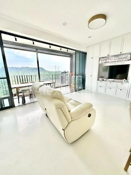 FORESQUE RESIDENCES 5