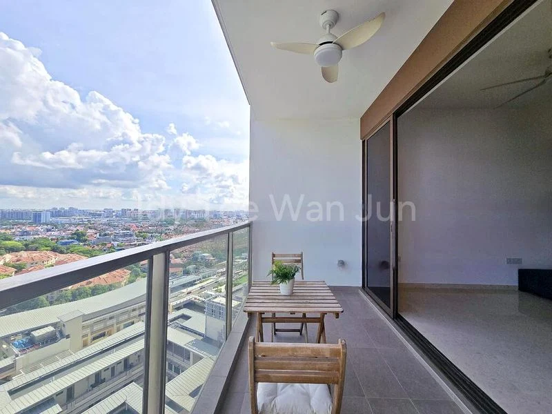 SEASIDE RESIDENCES 4