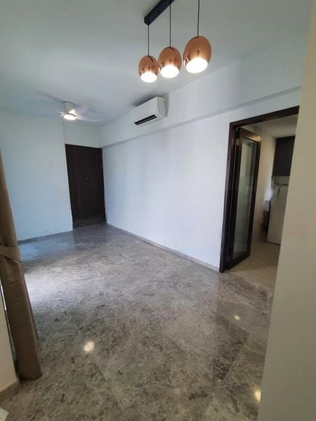 WILSHIRE RESIDENCES 4