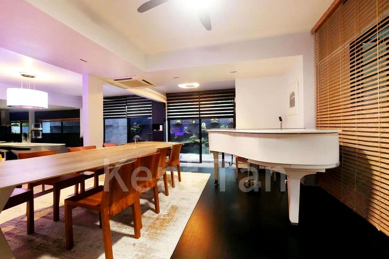 FOREST HILLS CONDOMINIUM 12