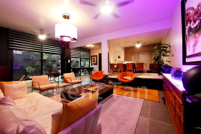 FOREST HILLS CONDOMINIUM 13