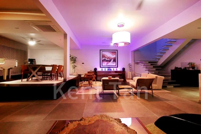 FOREST HILLS CONDOMINIUM 14