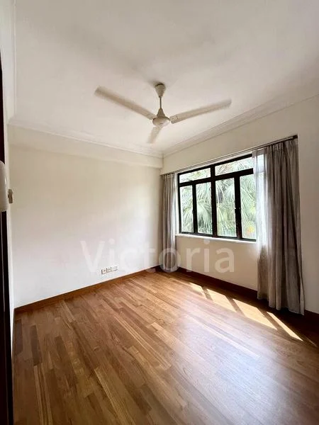 BOTANIC GARDENS VIEW 5