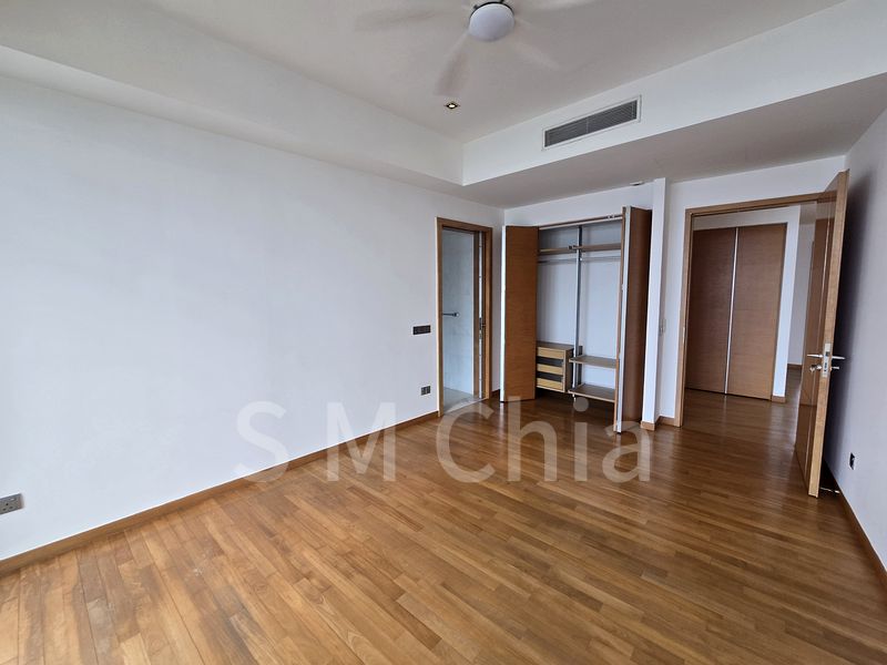 THE OCEANFRONT @ SENTOSA COVE 12