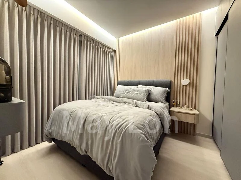 RIVERFRONT RESIDENCES 4