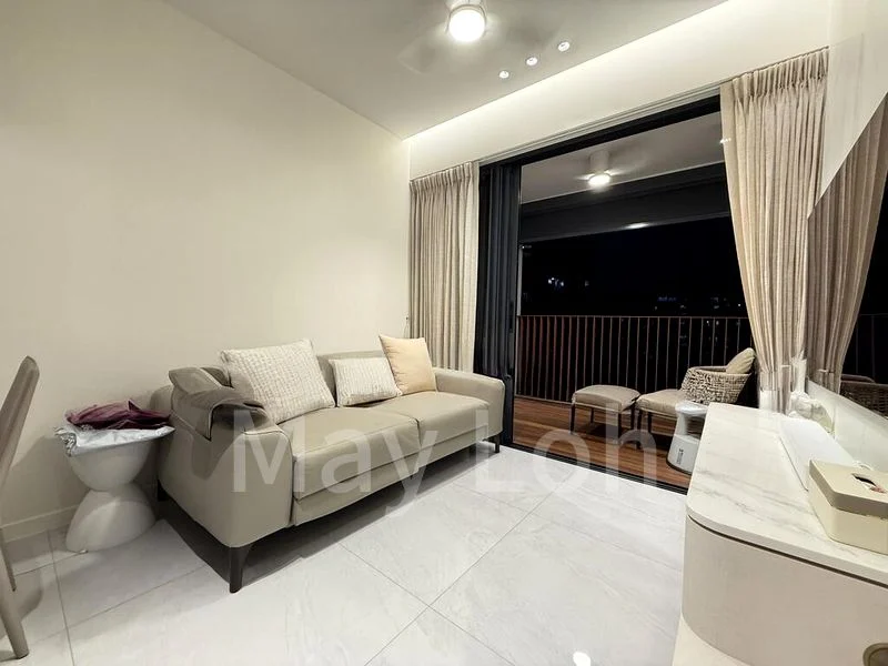 RIVERFRONT RESIDENCES 6