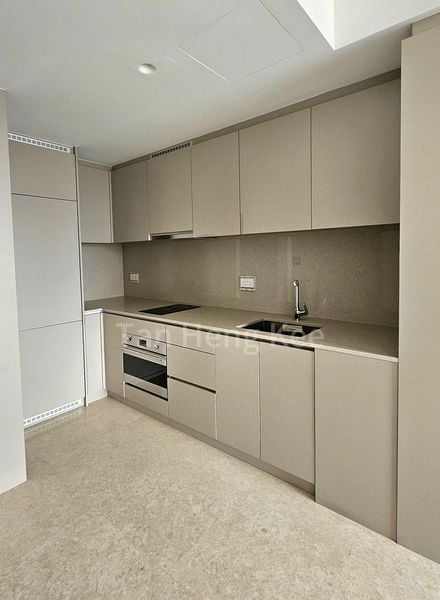 SEASIDE RESIDENCES 4