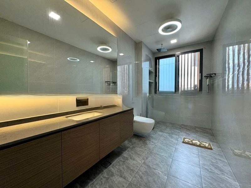 SEMBAWANG HILLS ESTATE 9