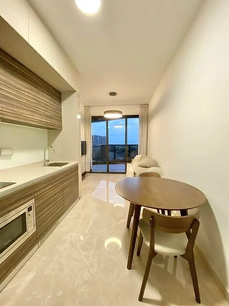 COMMONWEALTH TOWERS 6