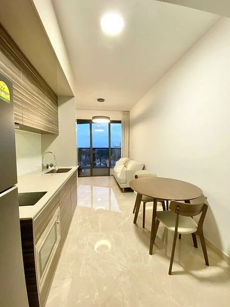 COMMONWEALTH TOWERS 7