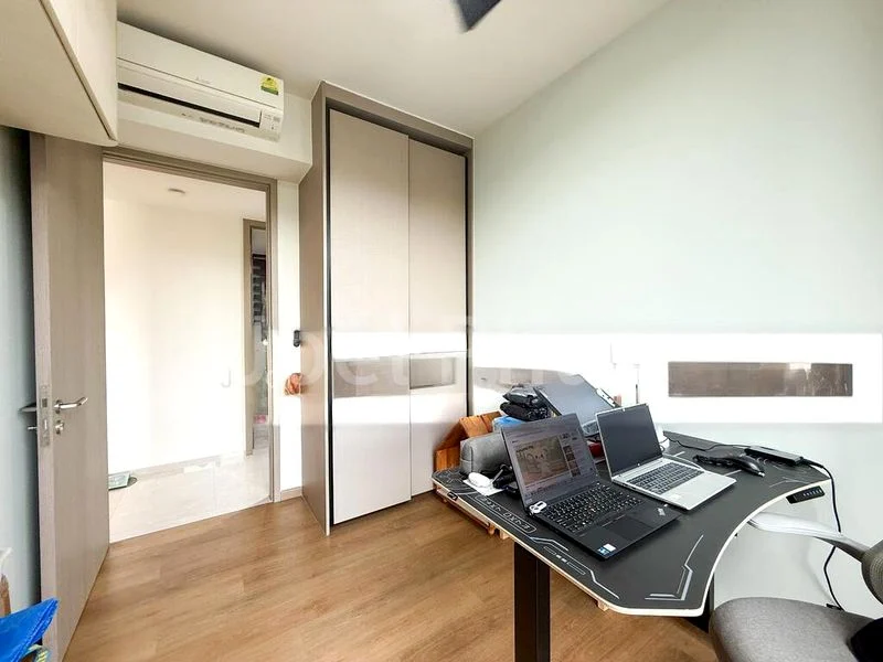 DAIRY FARM RESIDENCES 7