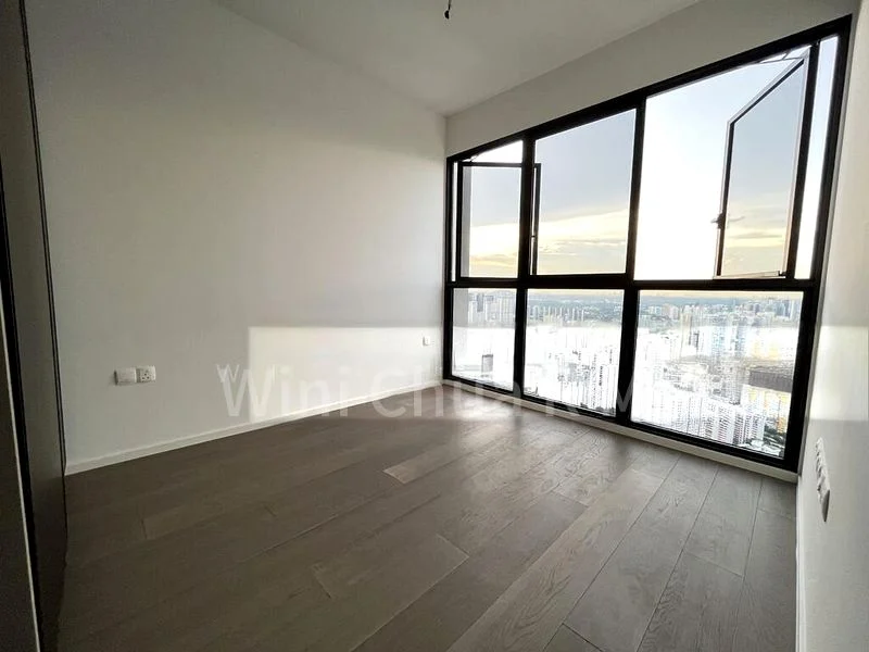 AVENUE SOUTH RESIDENCE 8