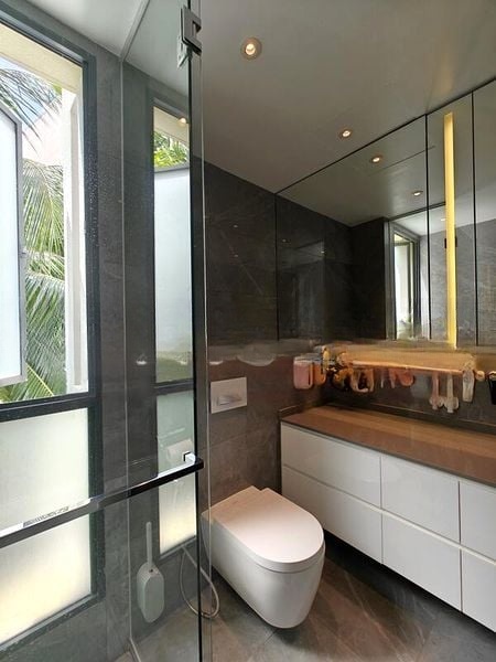 RESIDENCES AT 338A 11