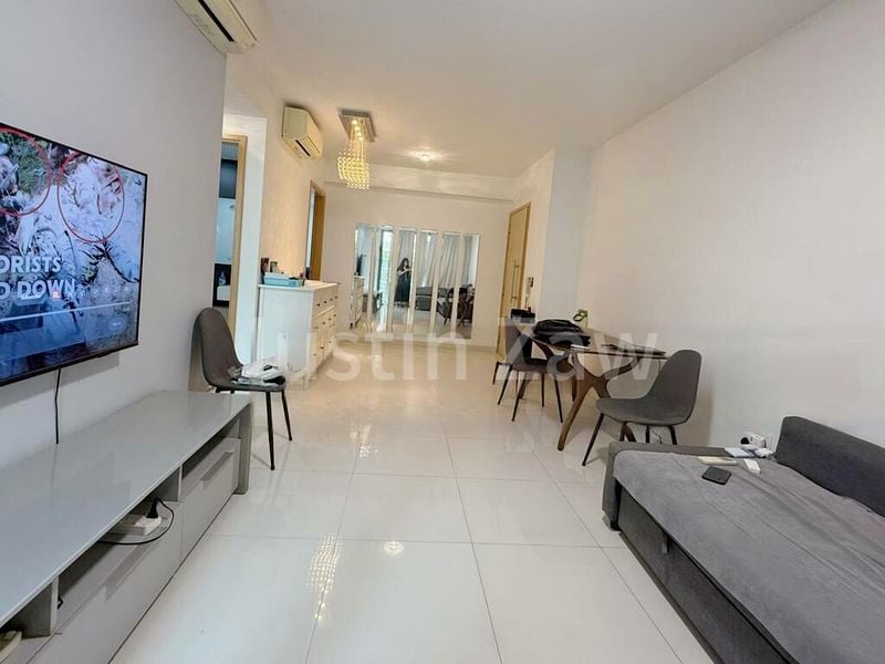 ESPARINA RESIDENCES 9