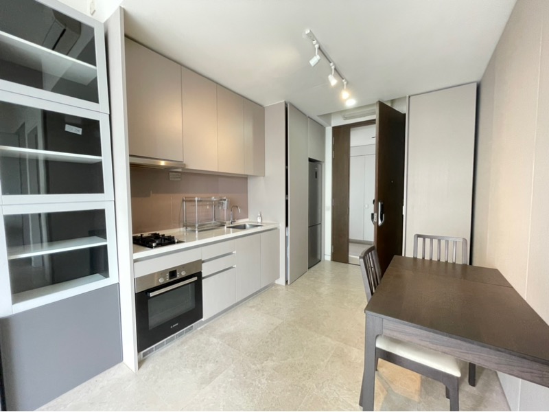 HIGHLINE RESIDENCES 12