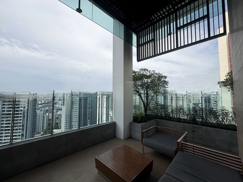 LINCOLN SUITES 11