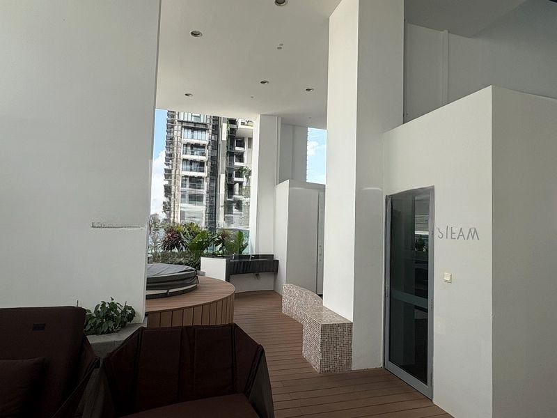 LINCOLN SUITES 12