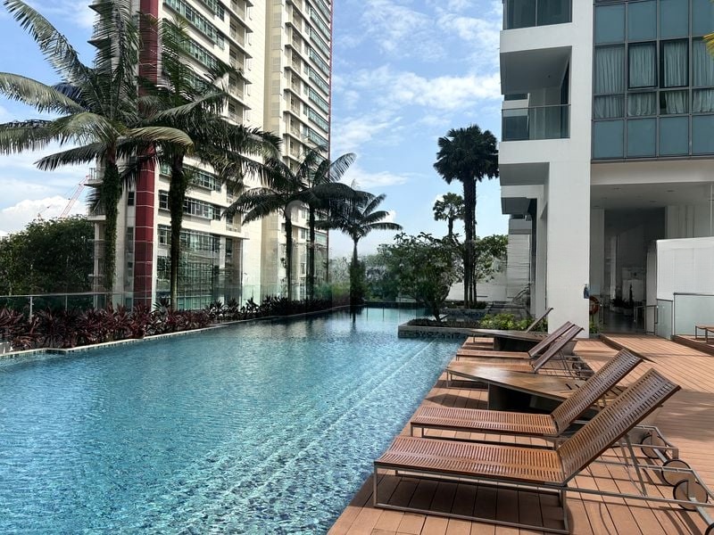 LINCOLN SUITES 7