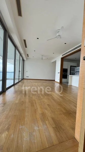 THE OCEANFRONT @ SENTOSA COVE 6