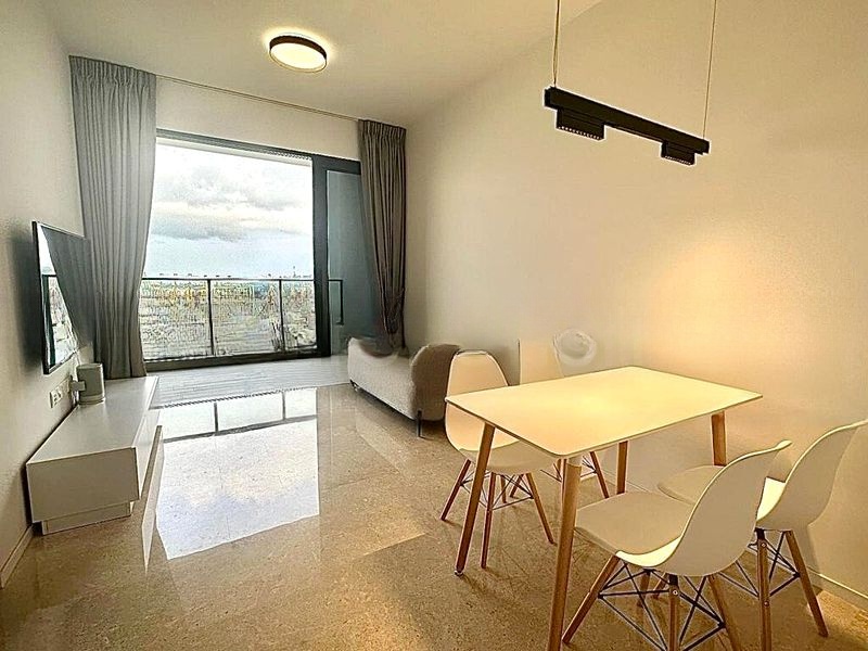 AVENUE SOUTH RESIDENCE 5