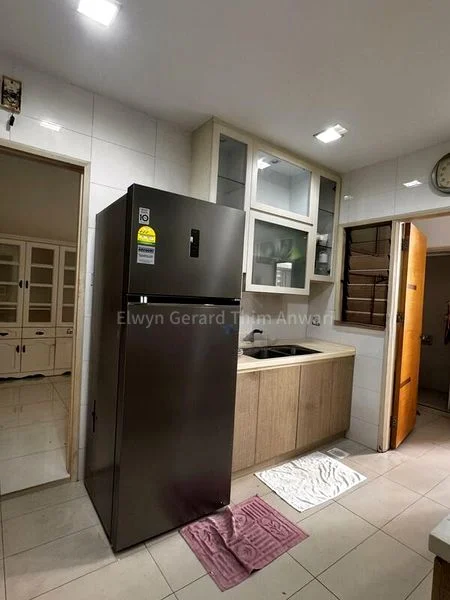 CASHEW HEIGHTS CONDOMINIUM 8