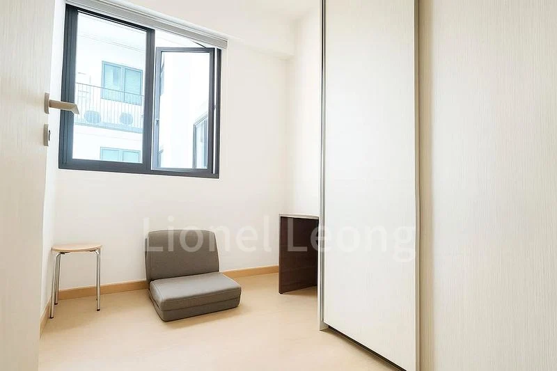 TREASURE AT TAMPINES 8