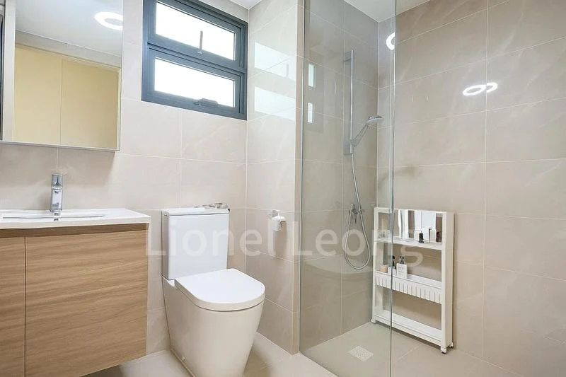 TREASURE AT TAMPINES 9