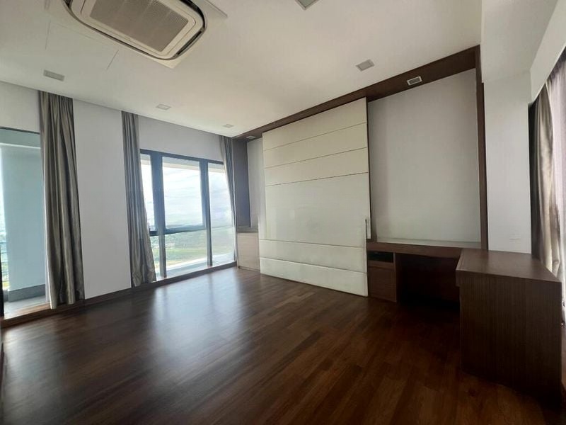 HARBOUR VIEW TOWERS 4