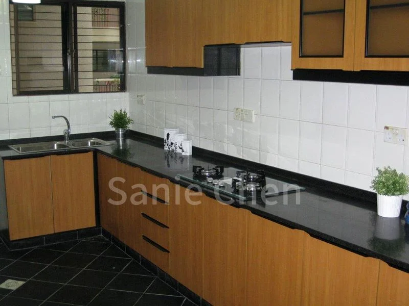 INTERNATIONAL PLAZA 2