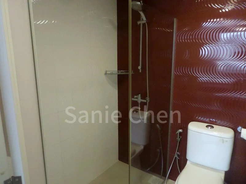 INTERNATIONAL PLAZA 7